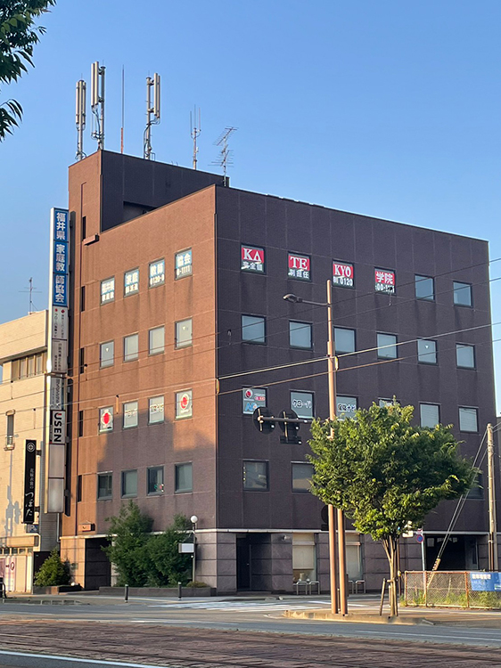 外観・昼